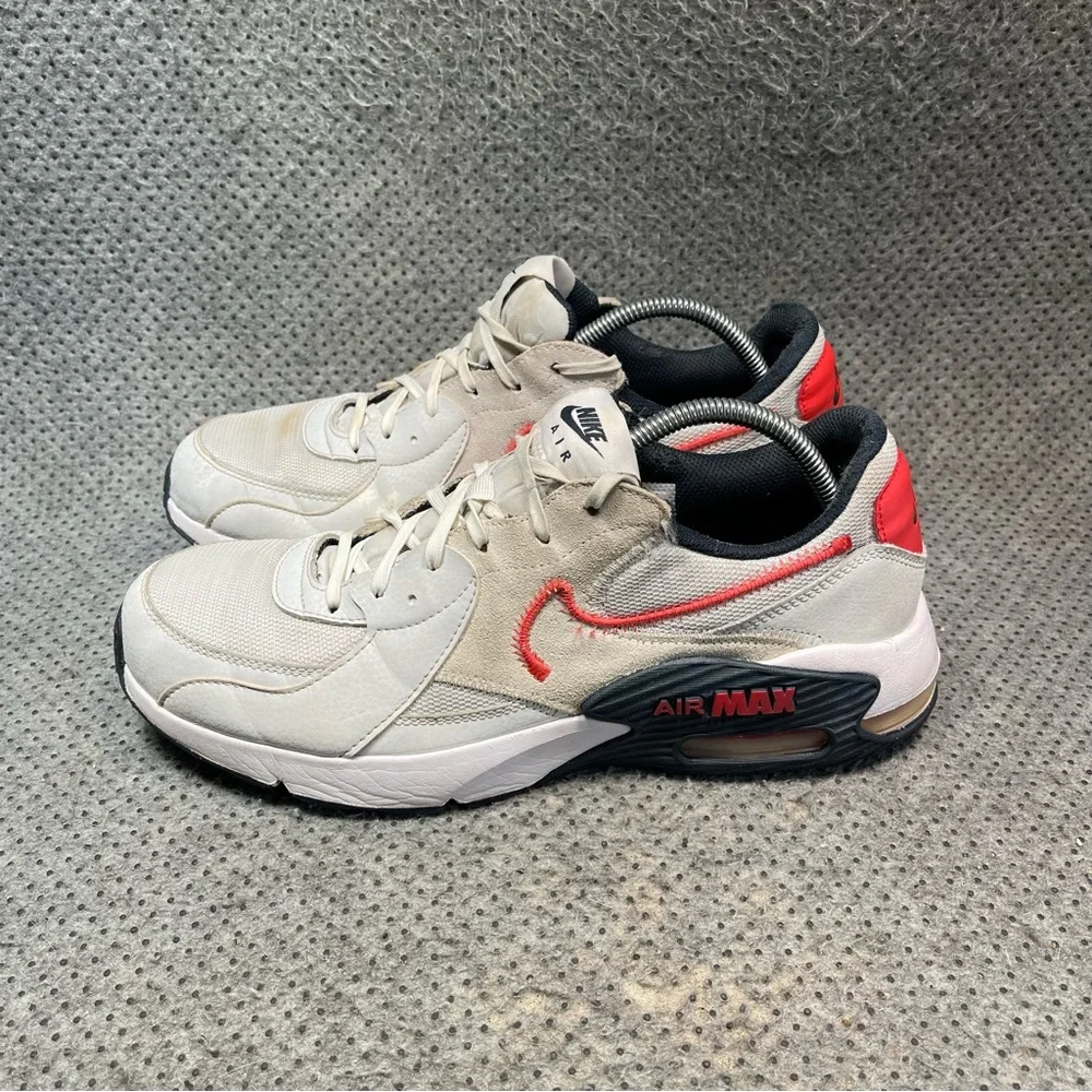 Nike Air Max Excee White Running Shoes Size 10.5 Men’s.